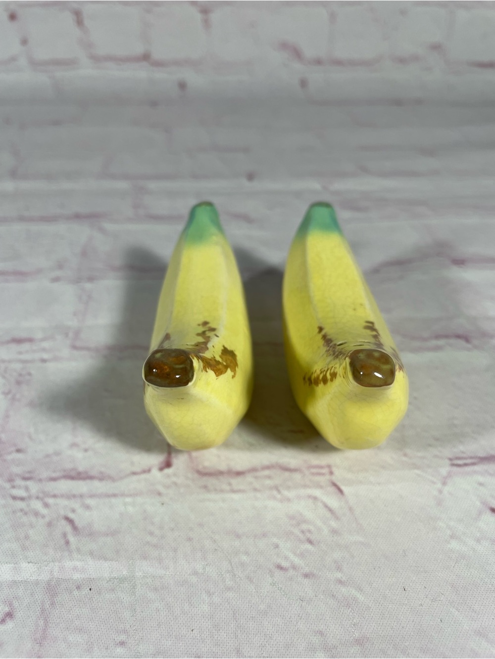Vintage Hand Painted Ceramic Banana Salt and Pepper Shaker Pair Japan - Picture 3 of 7
